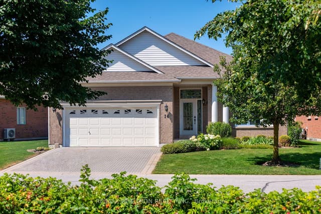 Detached at 14 Hagen Hollow, Whitchurch-Stouffville, ON L4A 1N3