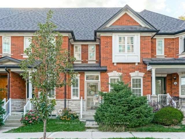 Att/Row/Townhouse at 62 Baffin Court, Richmond Hill, ON L4B 4J7