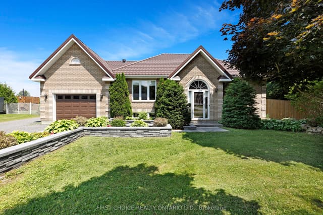 Detached at 5857 Trudeau Avenue, Orleans - Cumberland and Area, ON K0A 3H0