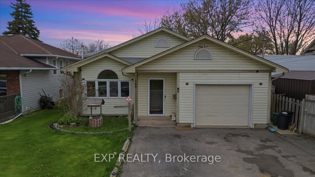 Detached at 160 Davis Street, Port Colborne, ON L3K 1Z1