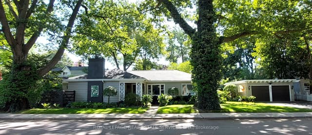 Detached at 344 Maple Avenue, Oakville, ON L6J 2H7
