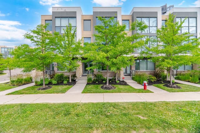 Condo Apartment at 150 Little Creek Road 2, Mississauga, ON L5R 0E9