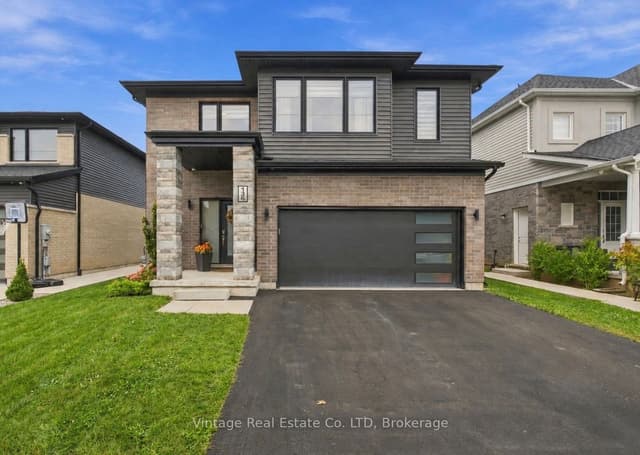 Detached at 136 Susan Drive, Pelham, ON L0S 1E6