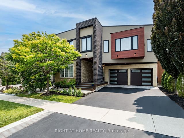 Detached at 3176 Stocksbridge Avenue, Oakville, ON L6M 0A7