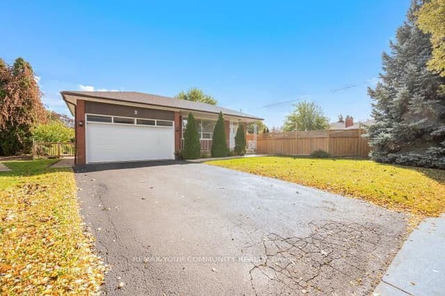 Detached at 3 Indianola Drive, Toronto, ON M9C 3P1, Toronto W08