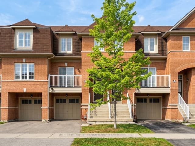 Att/Row/Townhouse at 2353 Saddlecreek Crescent FURNISHED, Oakville, ON L6M 5J7