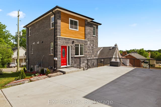 Duplex at 131 St George Street, Kitchener, ON N2G 2T2