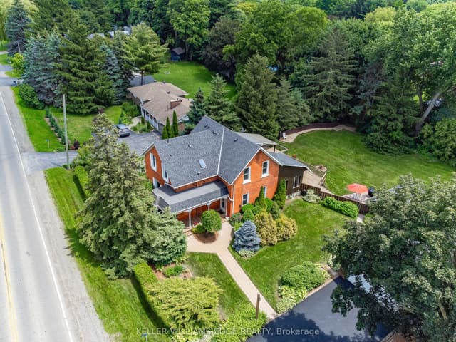 Detached at 117 Highway 8, Hamilton, ON L9H 4V7