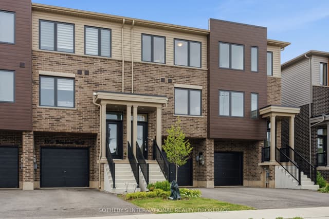Att/Row/Townhouse at 7 Bingham Road, Hamilton, ON L8H 0B5