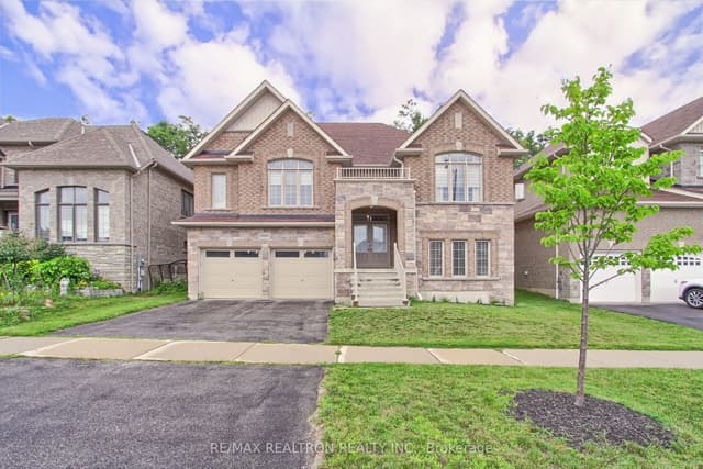 Detached at 3046 Monarch Drive, Orillia, ON L3V 8K3