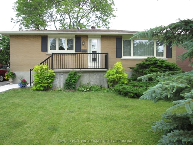 Detached at 50 Campbell Crescent, Kingston, ON K7M 1Z5