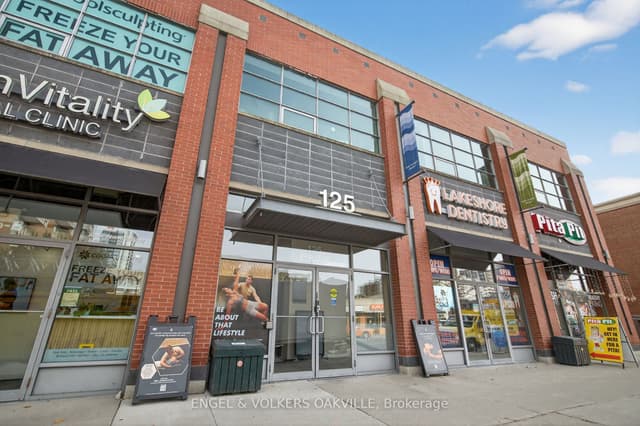 Office at 125 Lakeshore Road E 203, Mississauga, ON L5G 1E5