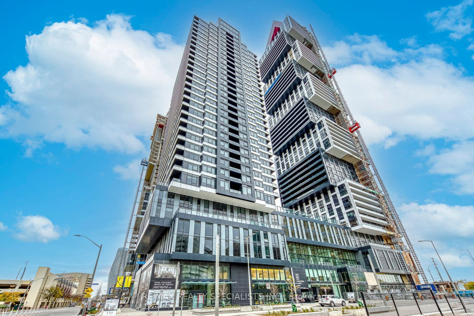 Suite 4102 · Floor 41, Unit 4102 · 4015 The Exchange