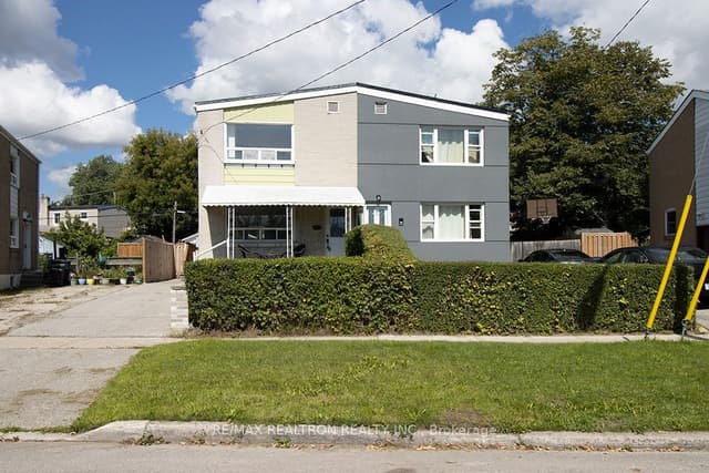Semi-Detached at 68 Chelwood Road, Toronto, ON M1K 2K8, Toronto E04