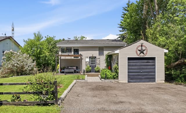 Detached at 18 Armstrong Avenue, Scugog, ON L0B 1L0
