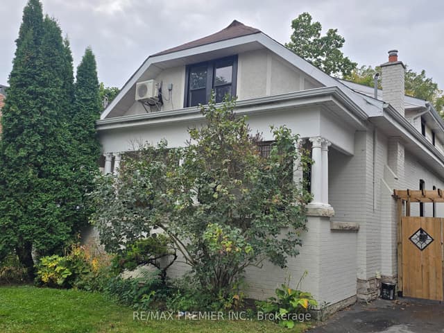 Triplex at 95 Cayuga Street, Brantford, ON N3S 1X1