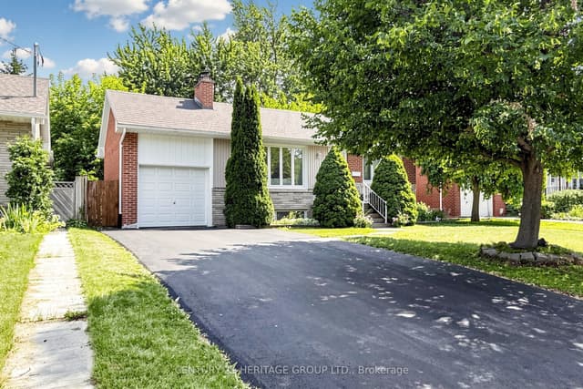 Detached at 11 Elynhill Drive, Toronto, ON M2R 1C5, Toronto C07