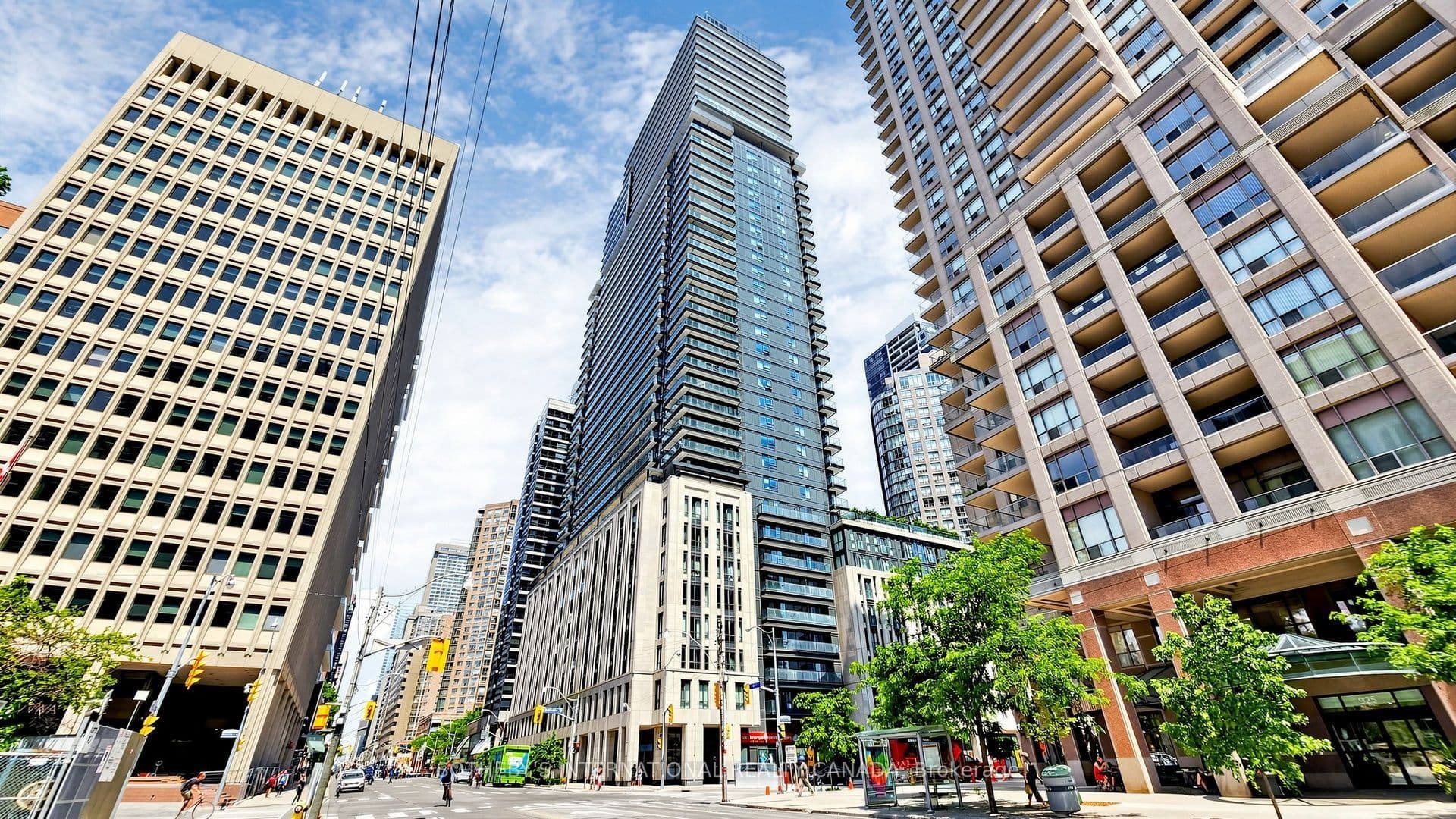 Suite 3807 · Floor 38, Unit 3807 · 955 Bay St