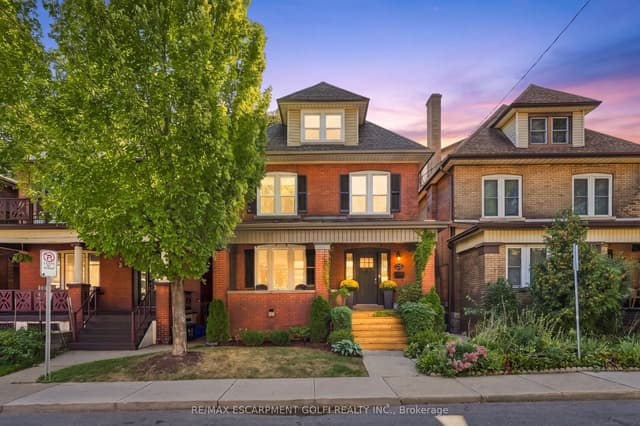 Detached at 25 Fairholt Road S, Hamilton, ON L8M 2T2