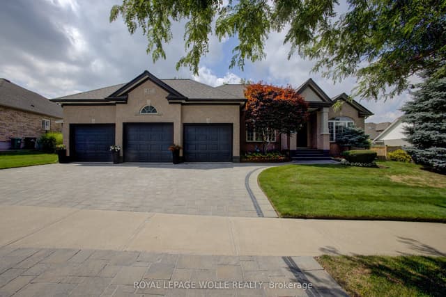 Detached at 457 Caryndale Drive, Kitchener, ON N2R 1J7