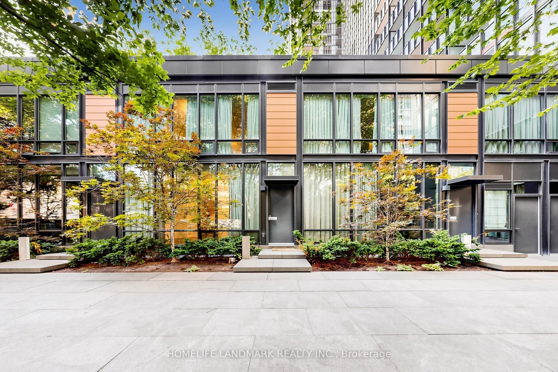 Suite Th03, Unit Th03 · 110 Charles St E