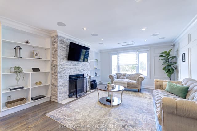 Detached at 109 Woodcroft Lane, Vaughan, ON L4L 6T2