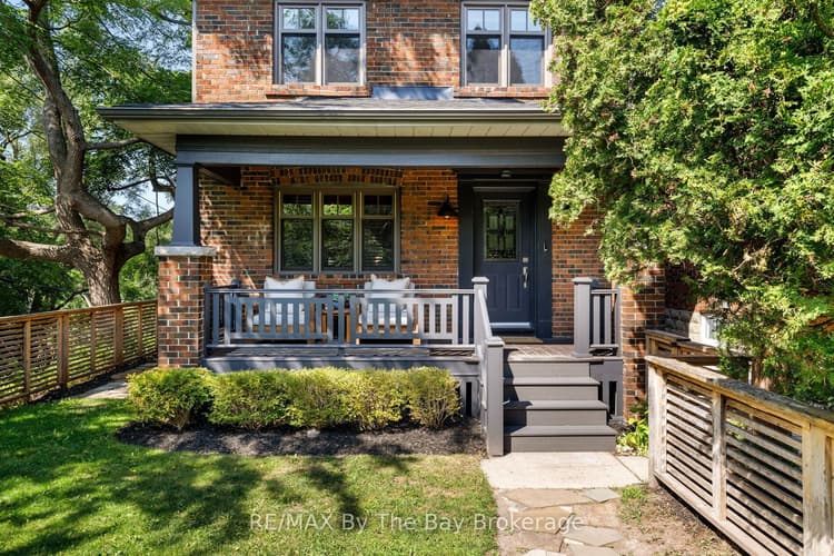 44 Rambert Crescent