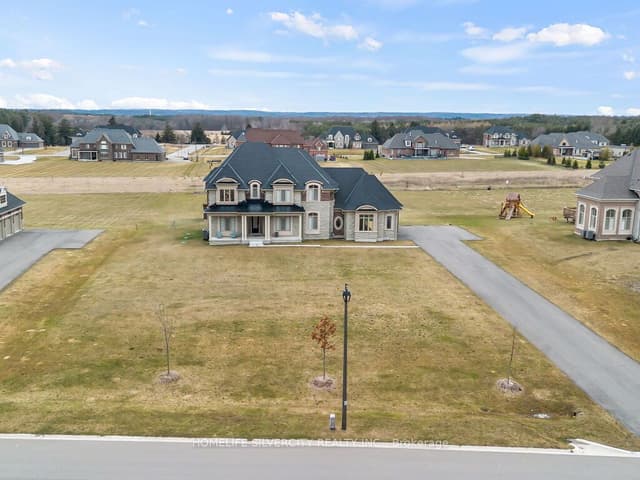 Detached at 255 Amos Drive, Caledon, ON L7E 4L7