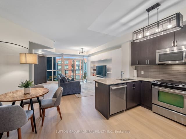 Condo Apartment at 7608 Yonge Street 405, Vaughan, ON L4J 0J5