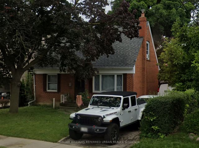Detached at 32 Amesbury Drive, Toronto, ON M6M 4H4, Toronto W04