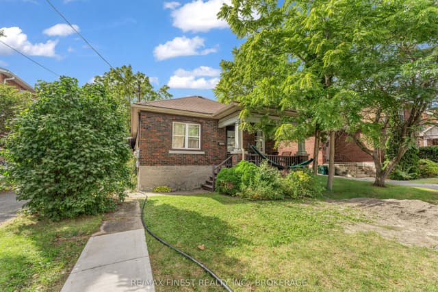 Detached at 236 COLLINGWOOD Street, Kingston, ON K7L 3X8