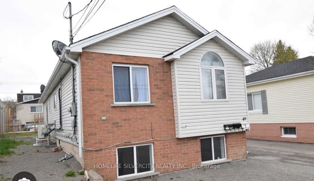 Detached at 49 Michael Avenue, St. Catharines, ON L2T 1S2