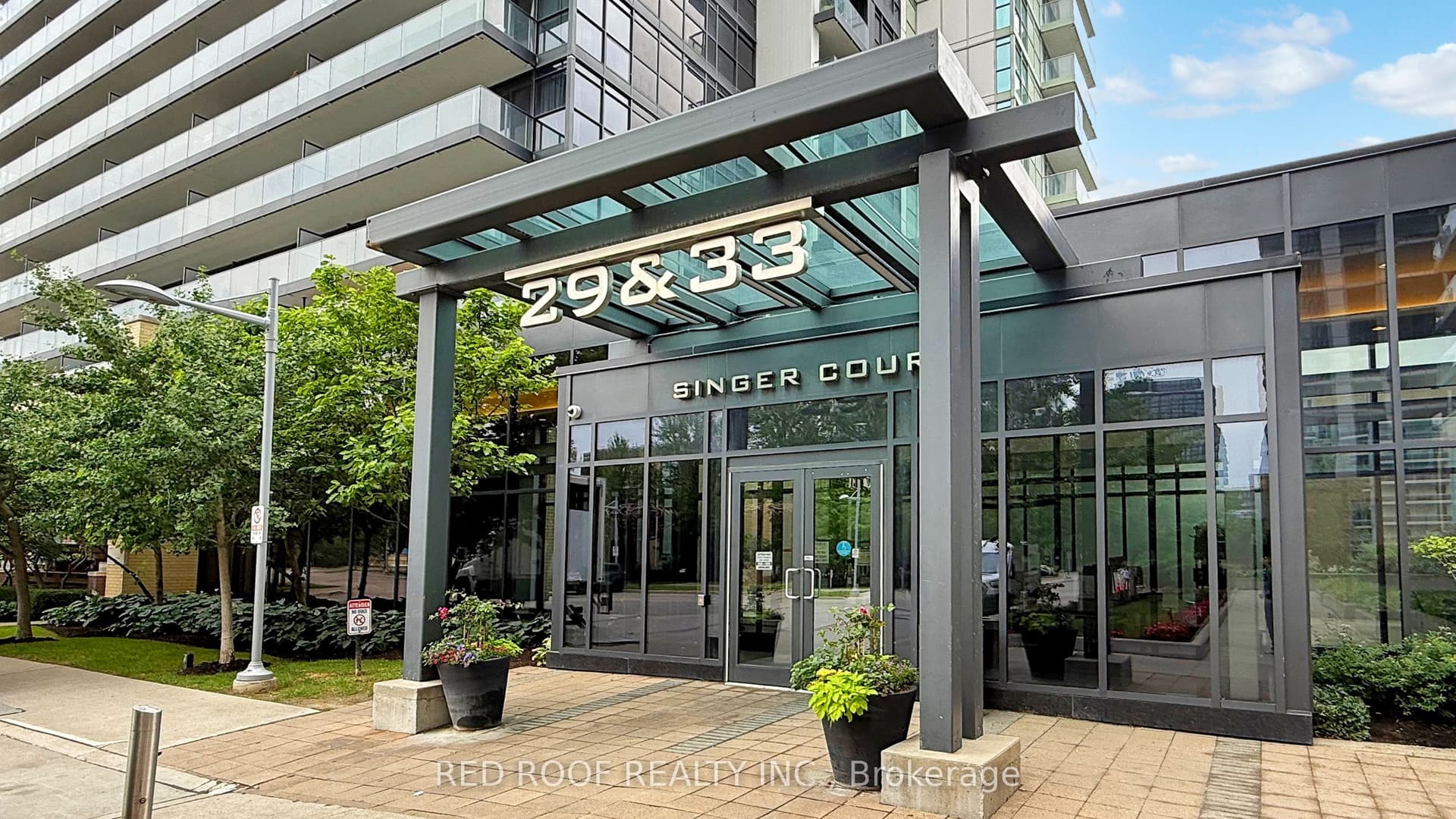Suite 711 · Floor 7, Unit 711 · 33 Singer Crt