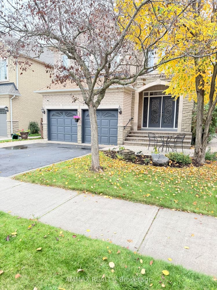 1306 Waubanoka Way