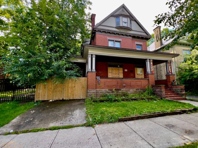Detached at 575 QUEENS Avenue, London East, ON N6B 1Y9