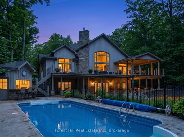 Detached at 201 Peters Crescent, Grey Highlands, ON N0C 1E0