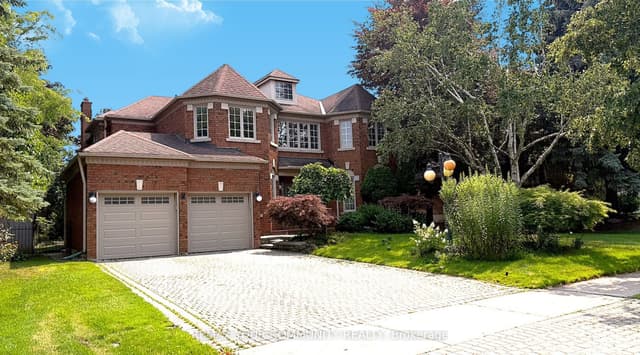 Detached at 7 Crescentview Road, Richmond Hill, ON L4B 2Z1