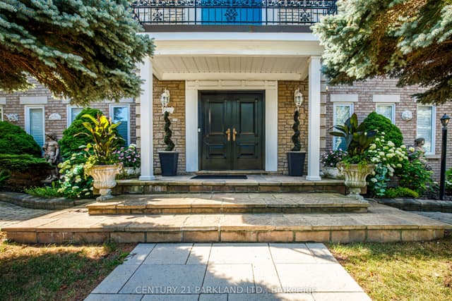 Detached at 1 Radley Street, Vaughan, ON L4L 8J7