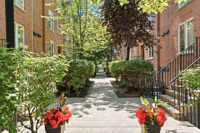 Condo Townhouse at 29 Canniff Street 409, Toronto, ON M6K 3M5, Toronto C01