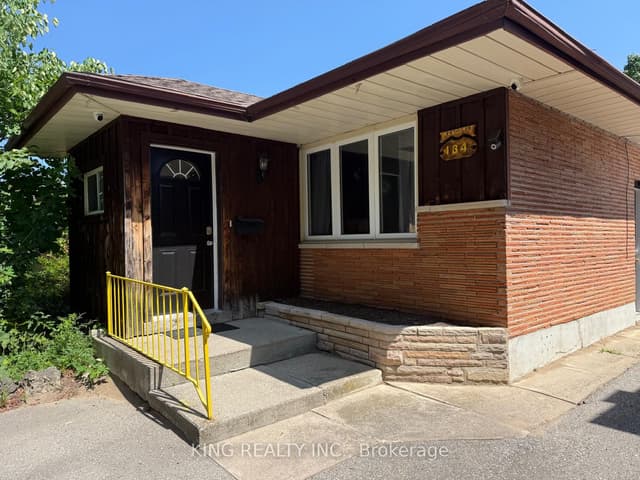 Detached at 134 Mark Street, London East, ON N5V 2G9