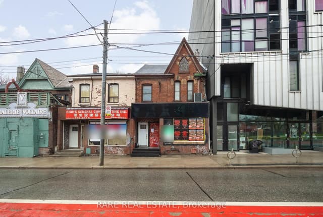 Store W Apt/Office at 200 Bathurst Street, Toronto, ON M5T 2R8, Toronto C01