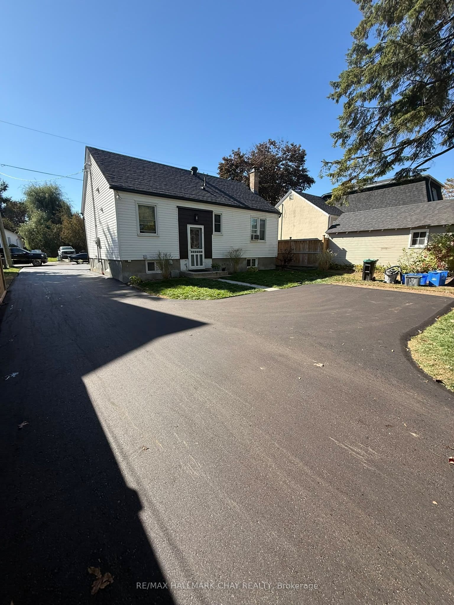 137 Clapperton St