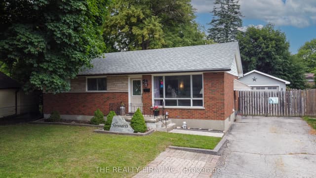 Detached at 82 Langton Road, London East, ON N5V 2M1