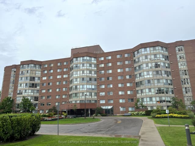 Condo Apartment at 5 Weldrick Road W 611, Richmond Hill, ON L4C 8S9