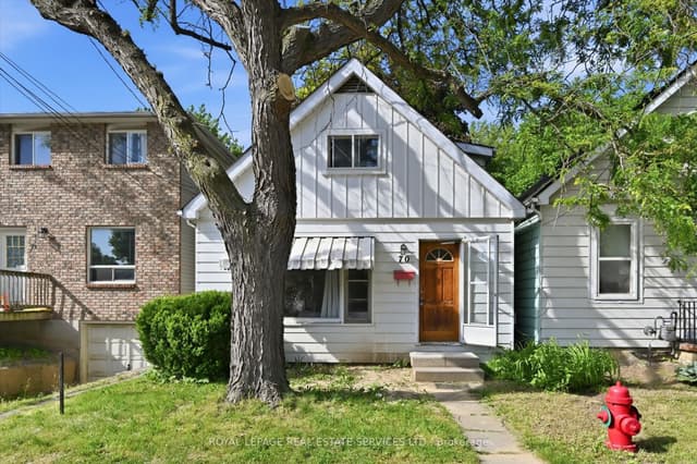 Detached at 70 Ward Avenue, Hamilton, ON L8S 2E9
