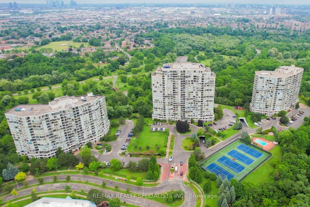 Condo Apartment at 1 Rowntree Road 611, Toronto, ON M9V 5G7, Toronto W10