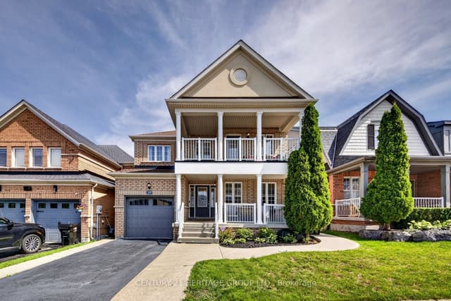 Detached at 39 Booth Street, Bradford West Gwillimbury, ON L3Z 0A4