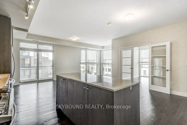 Condo Apartment at 210 Sabina Drive 312, Oakville, ON L6H 0W6