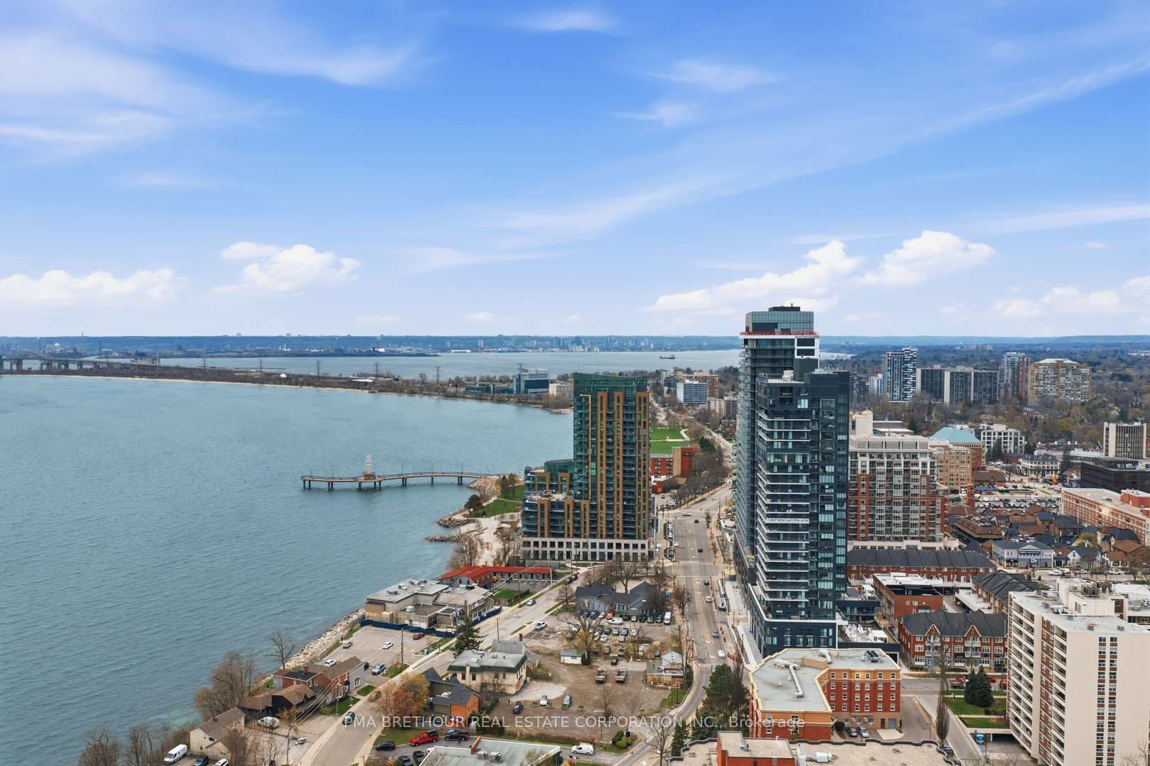 Suite 2603 · Floor 26, Unit 2603 · 370 Martha St