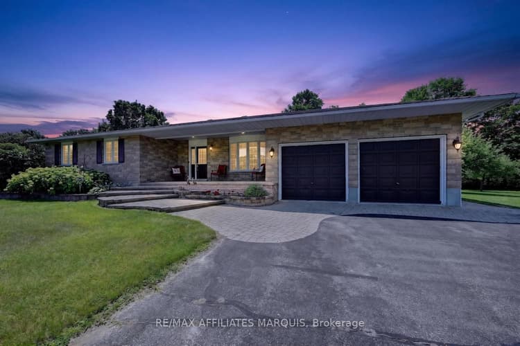 4 Davis Lane